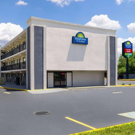 Day'S Inn & Suites By Wyndham Indianapolis Airport East Dış mekan fotoğraf